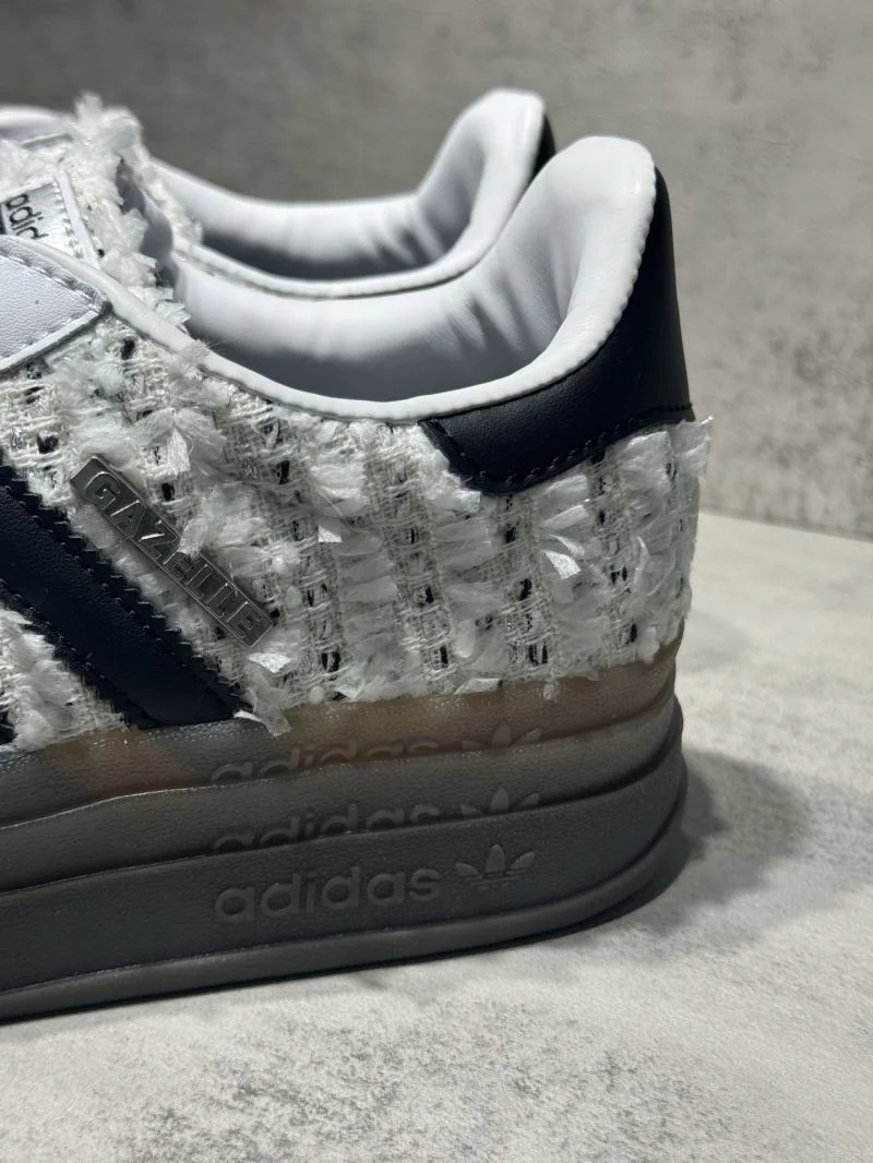 Fashionable Adidas Gazelle Shoes 16142