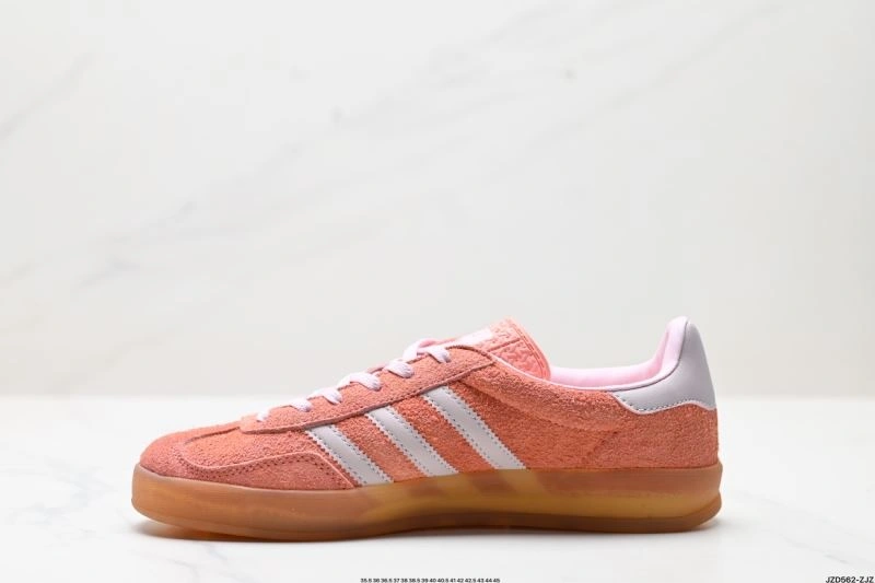 Tailored Adidas Gazelle Shoes 1471