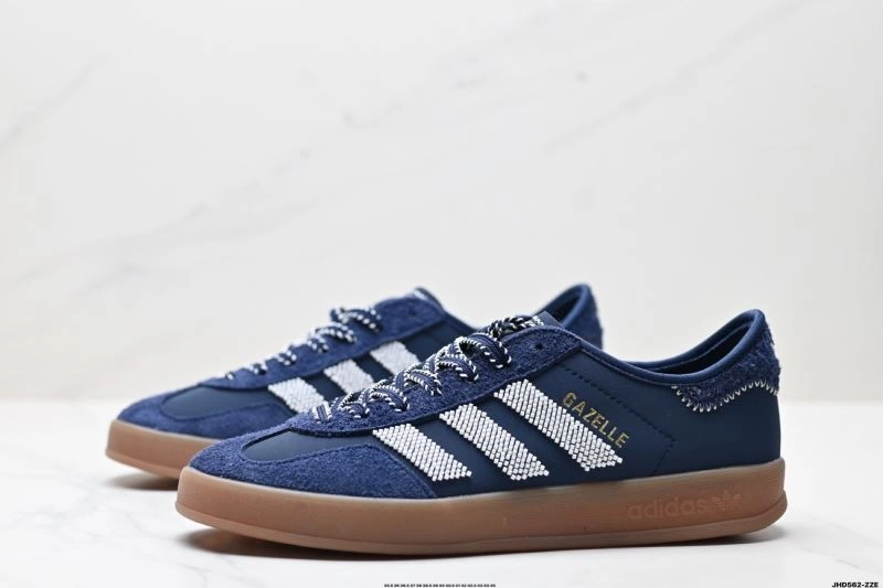 Packable Adidas Gazelle Shoes 1463