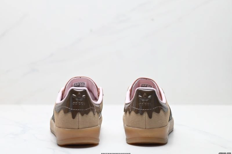 Flexible Adidas Gazelle Shoes 1450