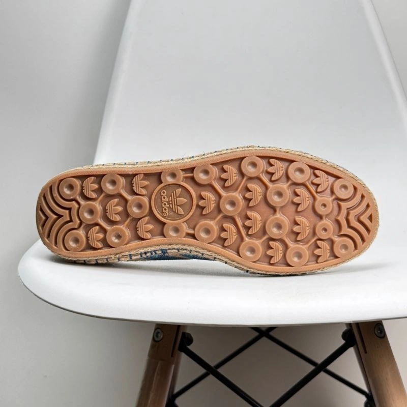Adidas Gazelle Shoes Trendsetting 1443