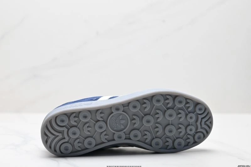 Adidas Gazelle Shoes Snug 1433