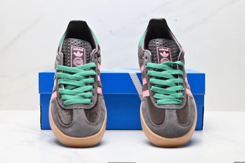 Adidas Gazelle Shoes Classic 1432