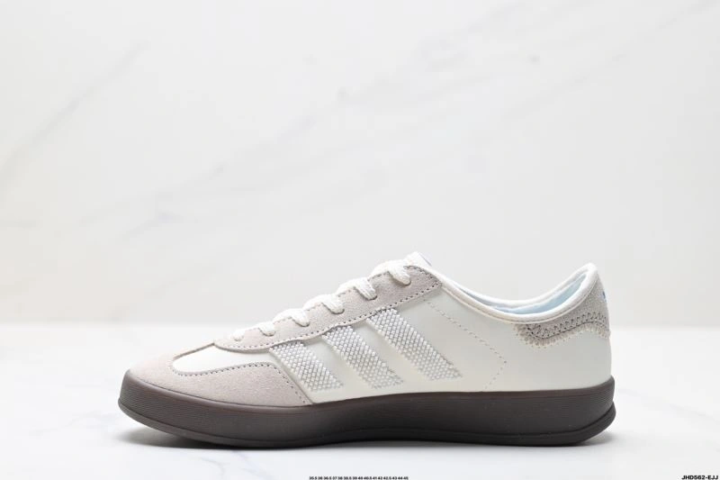 Lightweight Adidas Gazelle Shoes 1444