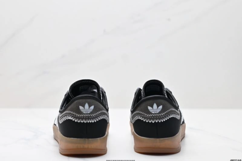 Snug Adidas Gazelle Shoes 1417
