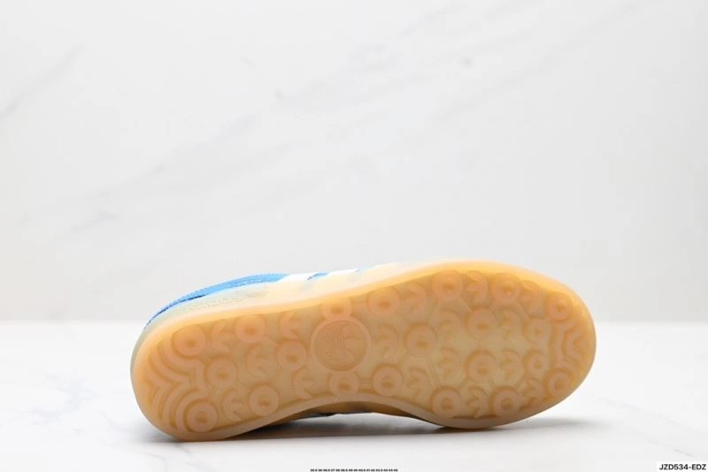 Adidas Gazelle Shoes OdorResistant 1418