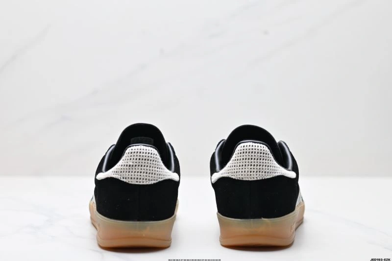 Adidas Gazelle Shoes Stylish 1405