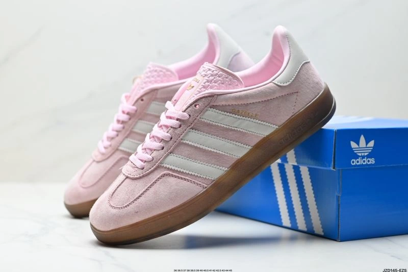 Contemporary Adidas Gazelle Shoes 1403