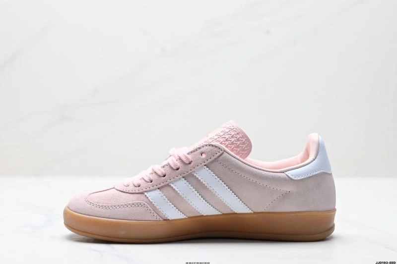 Modern Adidas Gazelle Shoes 1400