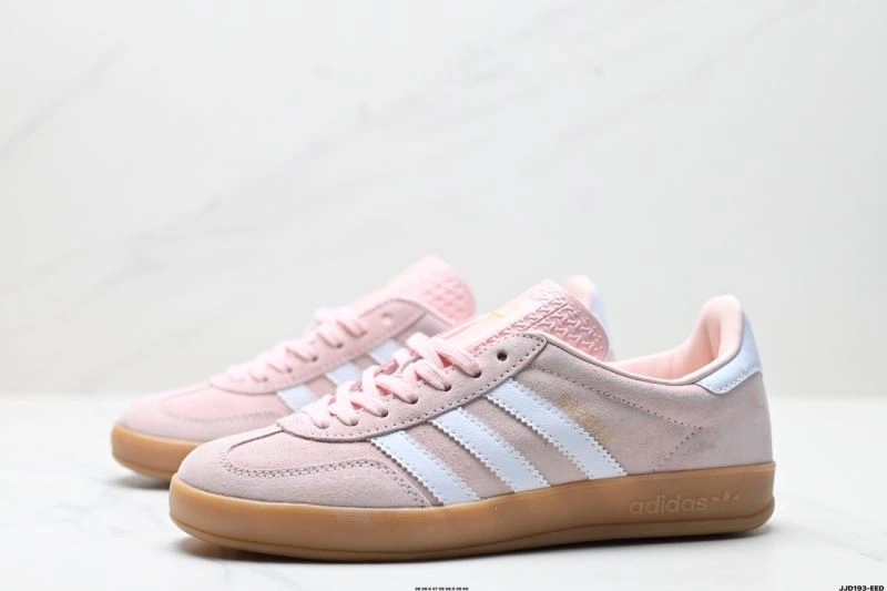 Modern Adidas Gazelle Shoes 1400