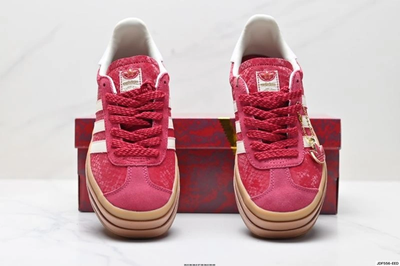 MoistureWicking Adidas Gazelle Shoes 1386