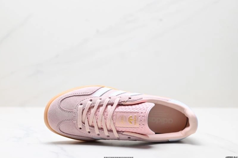 Adidas Gazelle Shoes StreetReady 1388