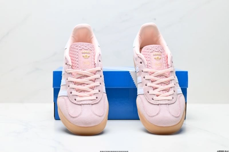 Adidas Gazelle Shoes StreetReady 1388