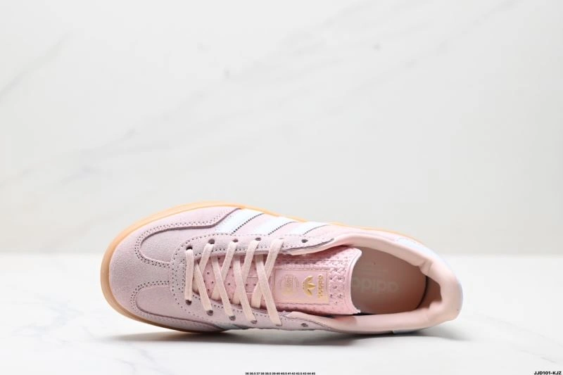 TimelessDesign Adidas Gazelle Shoes 1391