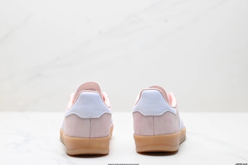 TimelessDesign Adidas Gazelle Shoes 1391