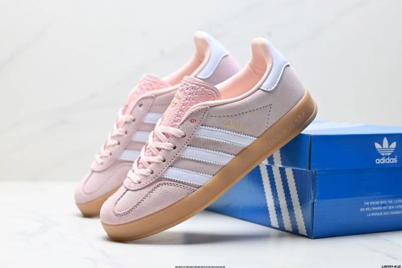 TimelessDesign Adidas Gazelle Shoes 1391