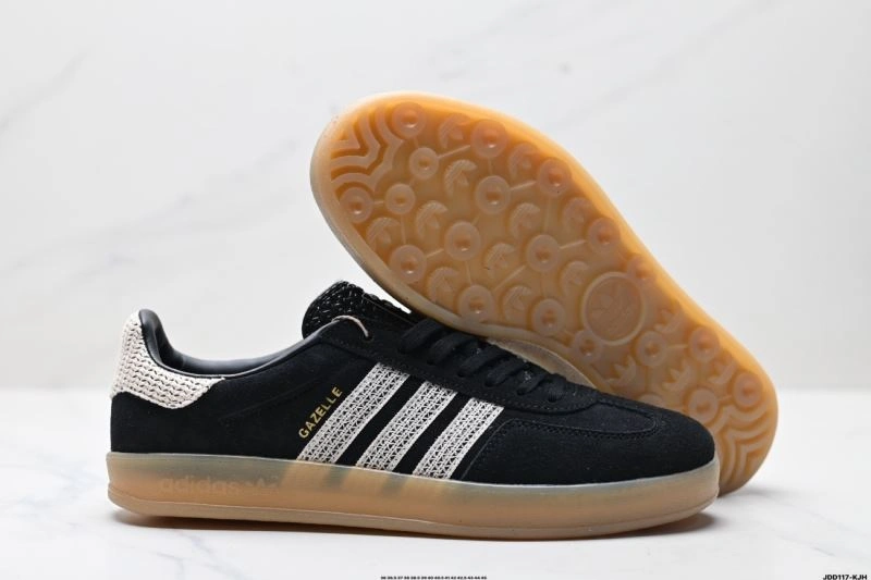 Functional Adidas Gazelle Shoes 1399