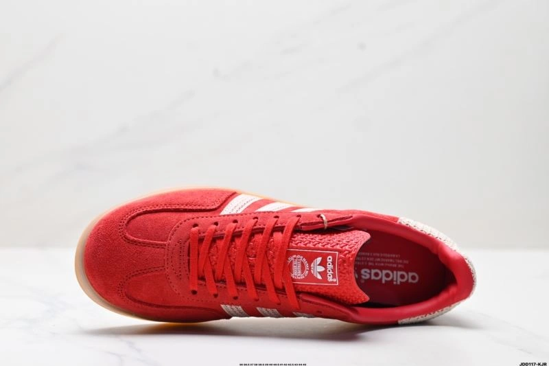 Adidas Gazelle Shoes AllSeason 1385