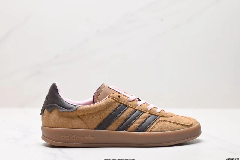 Adidas Gazelle Shoes AllSeason 1373