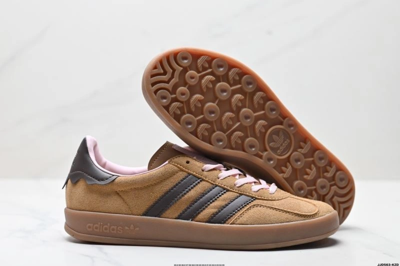 Adidas Gazelle Shoes AllSeason 1373