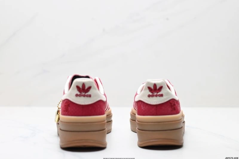MoistureWicking Adidas Gazelle Shoes 1375