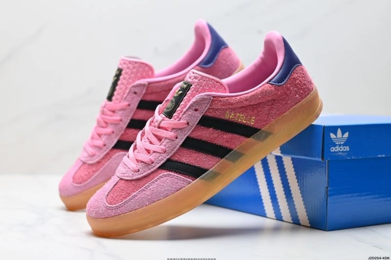 Lightweight Adidas Gazelle Shoes 1387