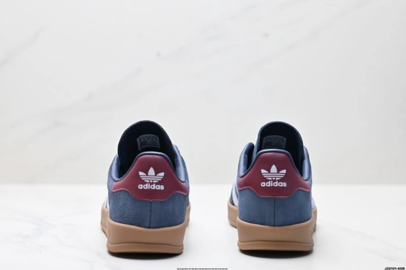 MultiPurpose Adidas Gazelle Shoes 1372