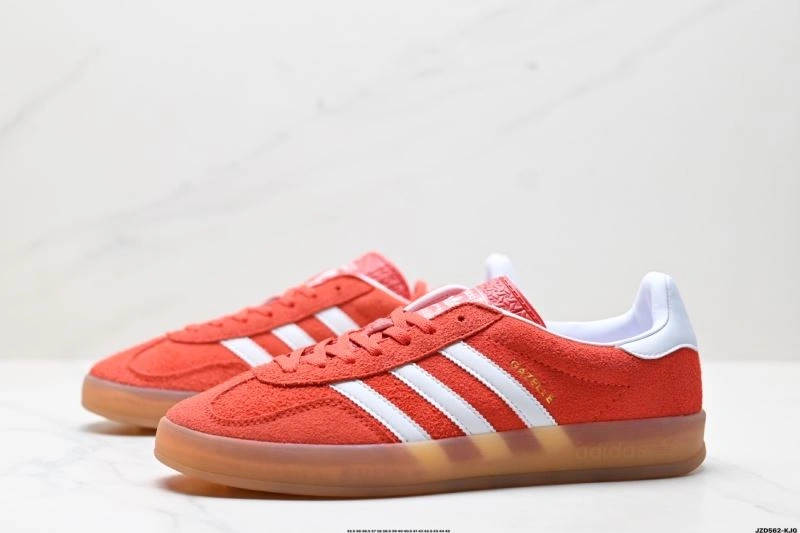 AllSeason Adidas Gazelle Shoes 627