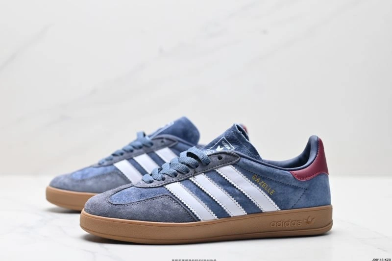 FashionForward Adidas Gazelle Shoes 605