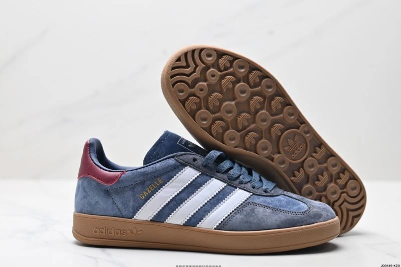 FashionForward Adidas Gazelle Shoes 605
