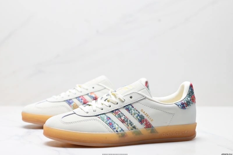 TechFriendly Adidas Gazelle Shoes 670