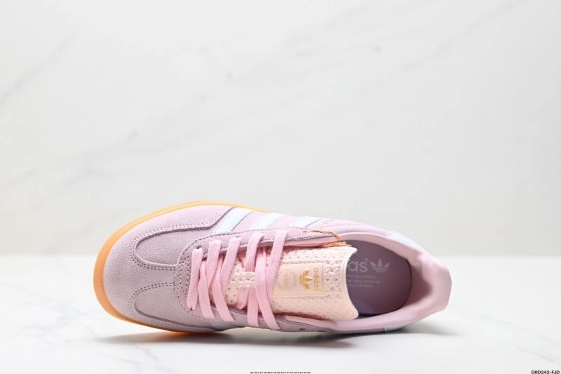 Functional Adidas Gazelle Shoes 609