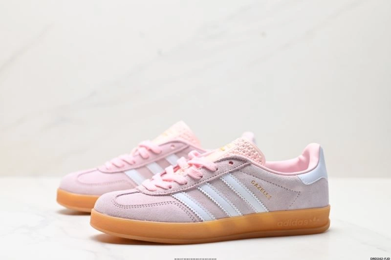 Functional Adidas Gazelle Shoes 609