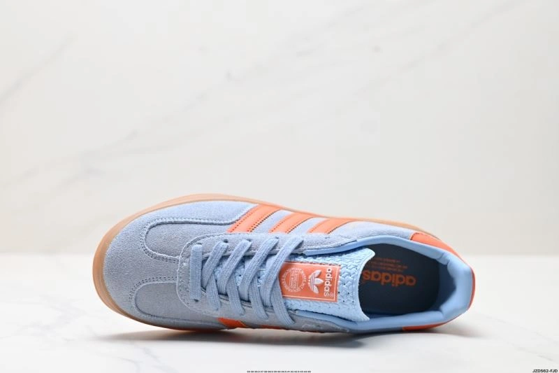Trendsetting Adidas Gazelle Shoes 600