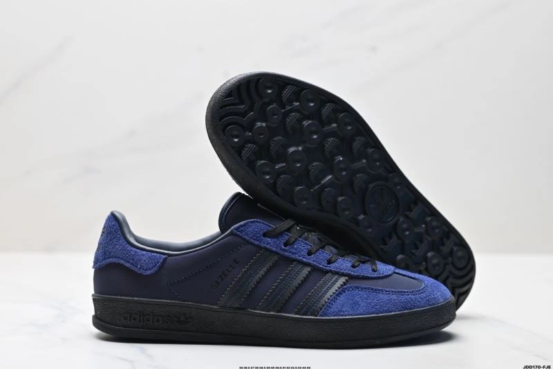 EasyCare Adidas Gazelle Shoes 583