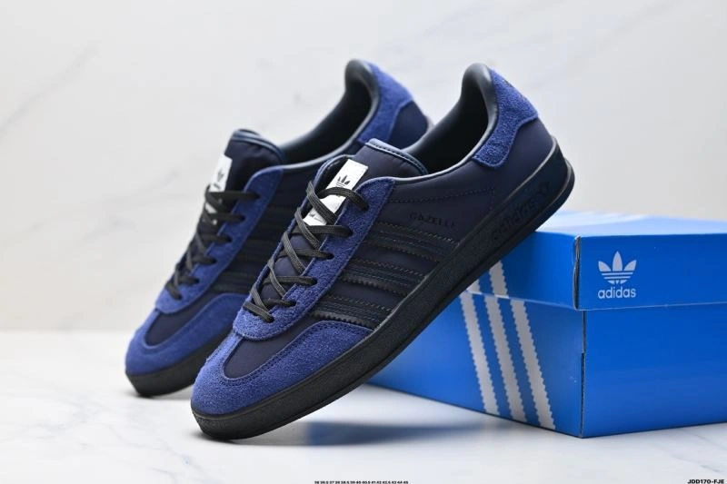 EasyCare Adidas Gazelle Shoes 583
