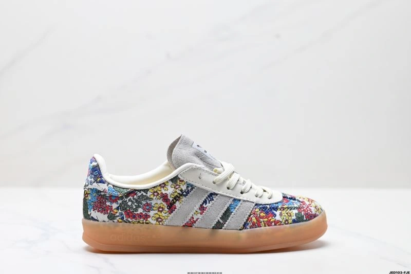 Adidas Gazelle Shoes Resilient 575