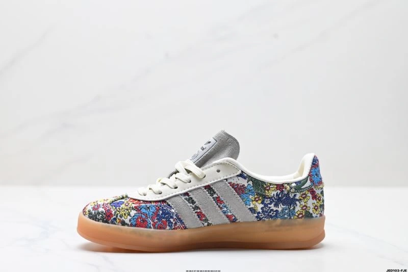 Adidas Gazelle Shoes Resilient 575
