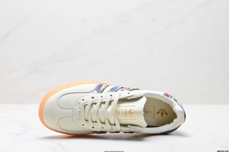 Adidas Gazelle Shoes SmoothTexture 569