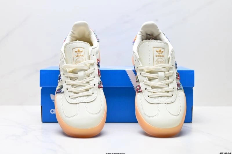 Adidas Gazelle Shoes SmoothTexture 569
