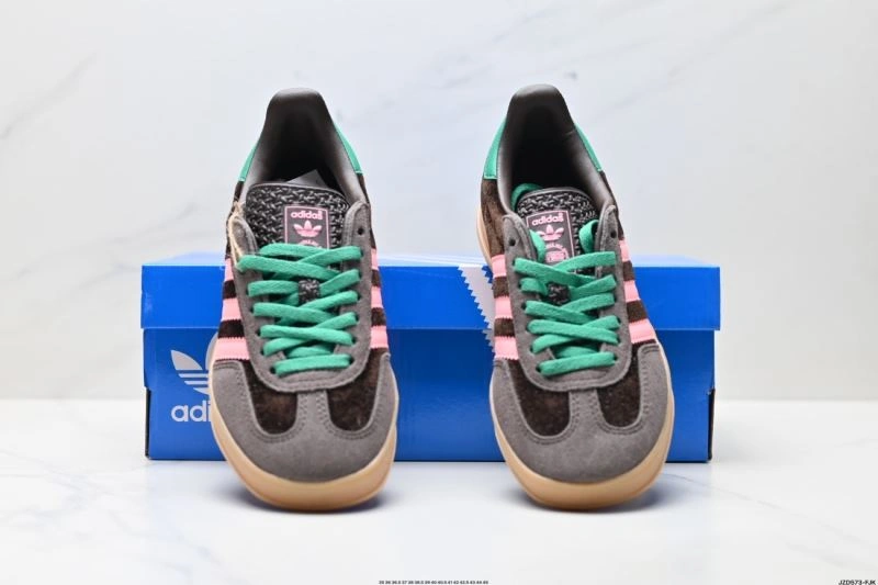 Adidas Gazelle Shoes StreetReady 596