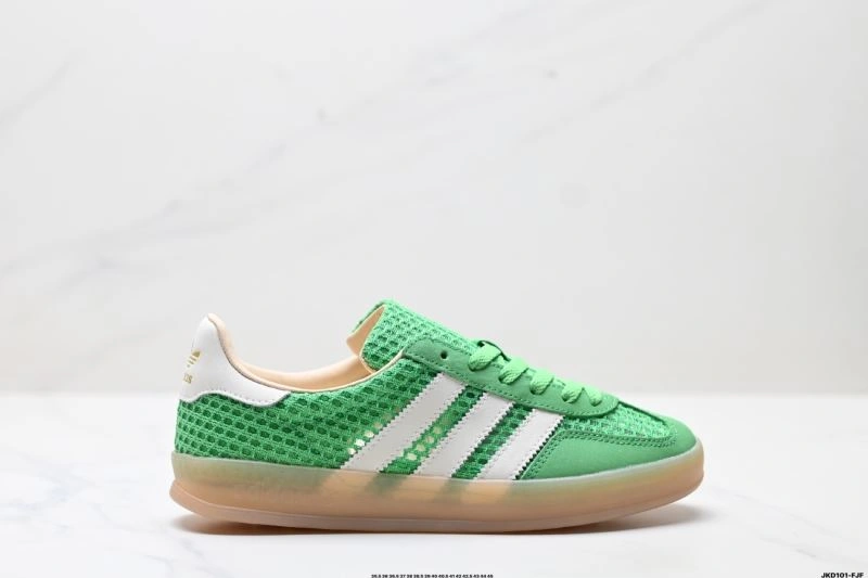 Adidas Gazelle Shoes Cozy 570