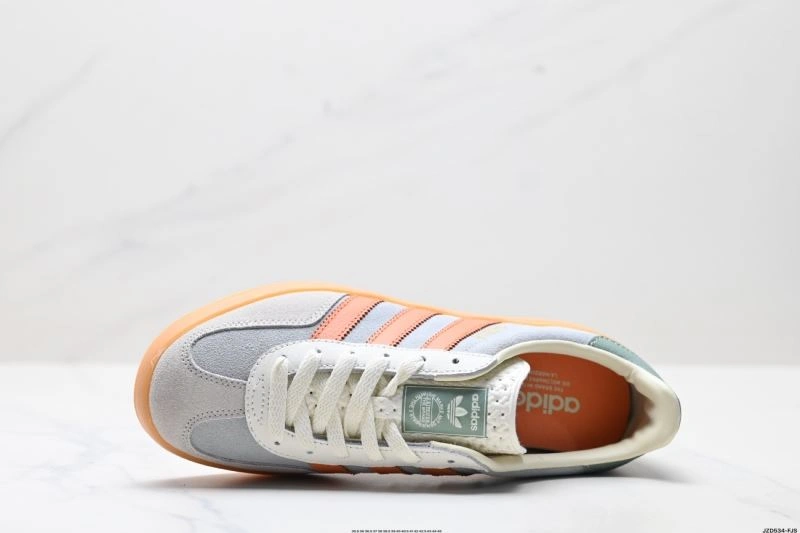 Adidas Gazelle Shoes TravelReady 571