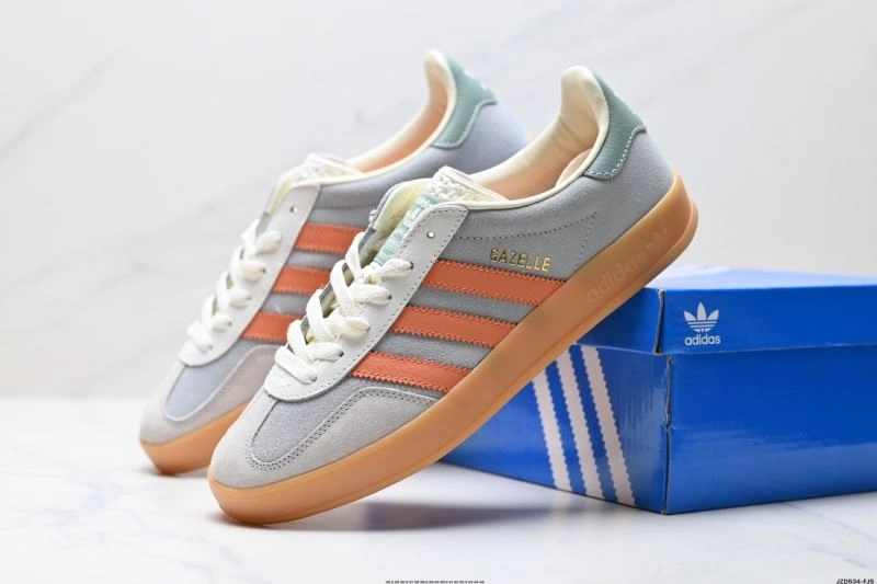 Adidas Gazelle Shoes TravelReady 571