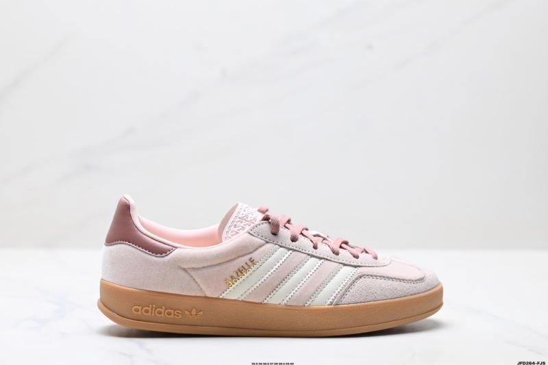 Cozy Adidas Gazelle Shoes 565