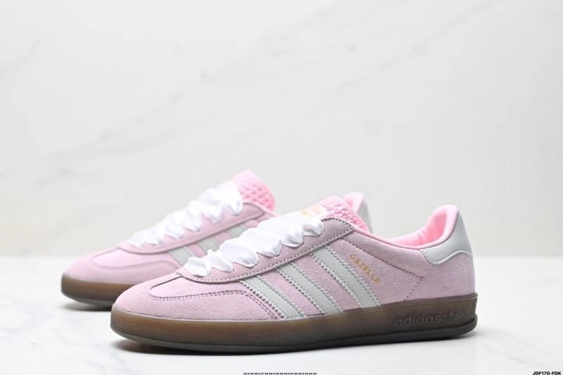 Effortless Adidas Gazelle Shoes 578