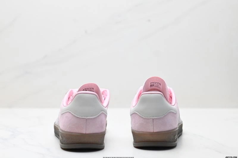 Effortless Adidas Gazelle Shoes 578
