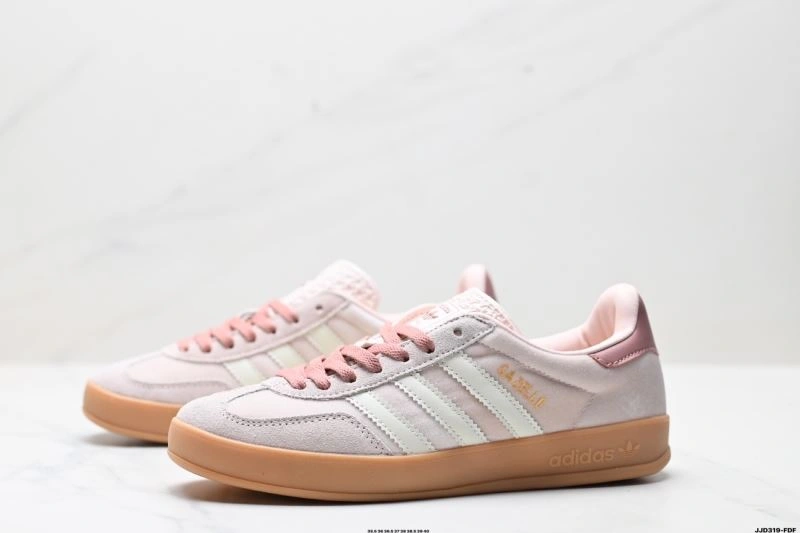 Adidas Gazelle Shoes WaterResistant 554