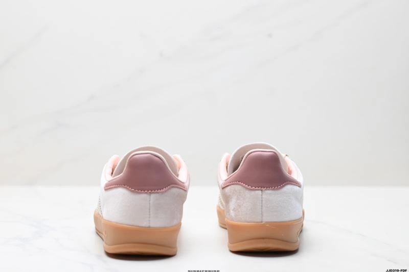 Adidas Gazelle Shoes WaterResistant 554