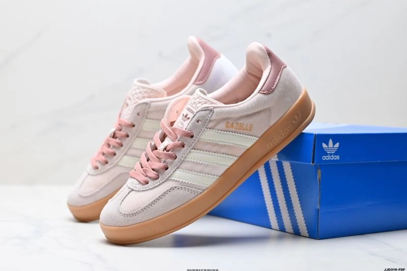 Adidas Gazelle Shoes WaterResistant 554
